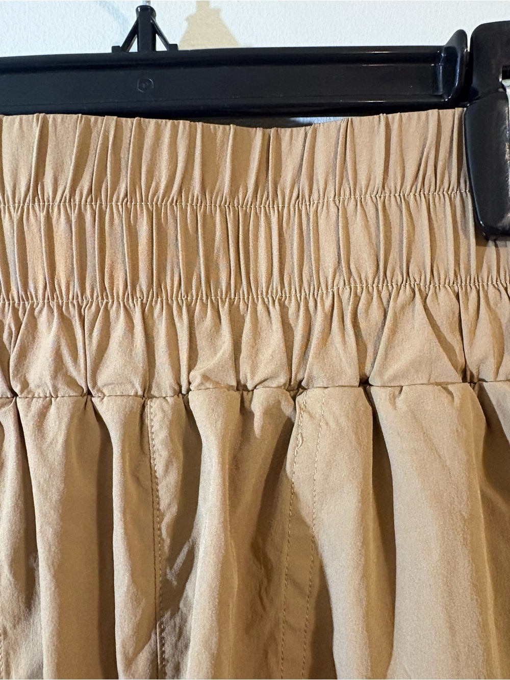 Joy lab shorts women’s extra small tan khaki High-Waist built in panty brief - Picture 4 of 9